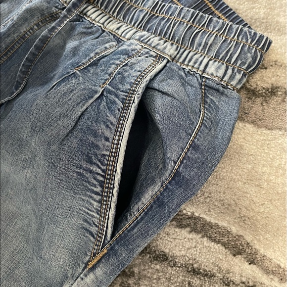 Garage Jogger Jeans - Picture 5 of 6